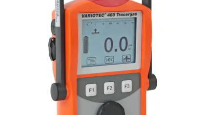 VARIOTEC® 460 Tracergas es un detector de fugas de gas y medidor de gas que ha sido desarrollado específicamente para la detección de fugas en tuberías enterradas aplicando gas trazador. Se caracteriza por su excelente relación calidad-precio. 

La extremadamente baja sensibilidad cruzada del sensor semiconductor sensible al gas frente a la humedad y al metano, garantiza hallazgos absolutamente seguros y una definición de hasta 0,1 ppm de H2.