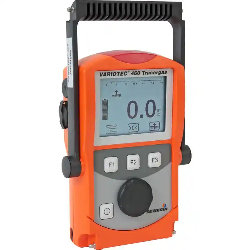 VARIOTEC® 460 Tracergas es un detector de fugas de gas y medidor de gas que ha sido desarrollado específicamente para la detección de fugas en tuberías enterradas aplicando gas trazador. Se caracteriza por su excelente relación calidad-precio.
La extremadamente baja sensibilidad cruzada del sensor semiconductor sensible al gas frente a la humedad y al metano, garantiza hallazgos absolutamente seguros y una definición de hasta 0,1 ppm de H2.