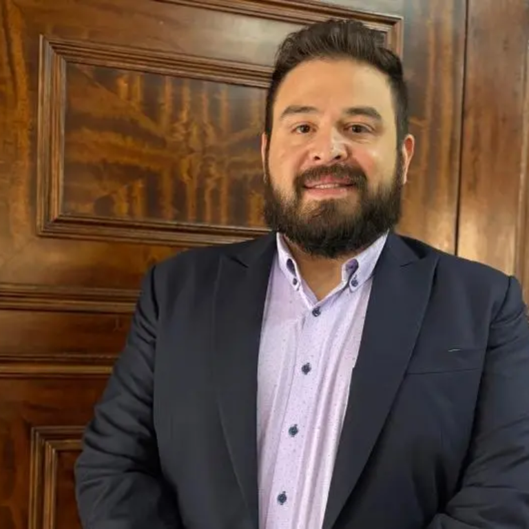 Diego Vivas, gerente general de Revicol, habla sobre sostenibilidad y energías limpias en Colombia